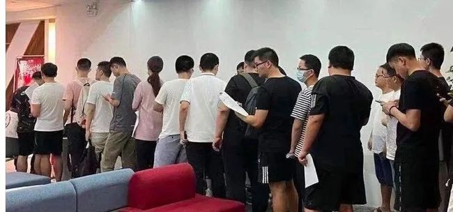 凹凸国产熟女白浆精品视频2海报