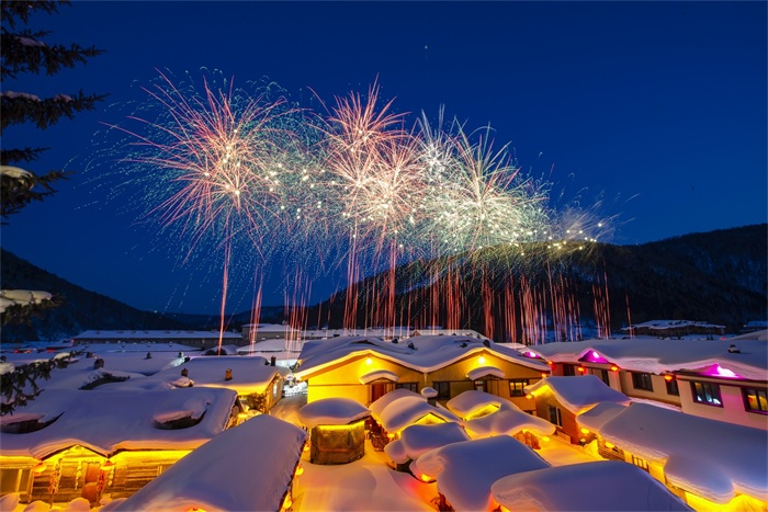 优衣库漫画首页海报