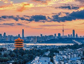 影视开始 影视开始在九十分钟里海报